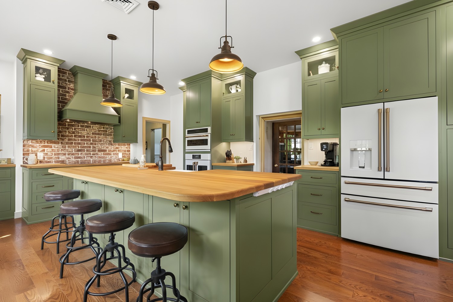 Dilworth's Custom Design Inc.